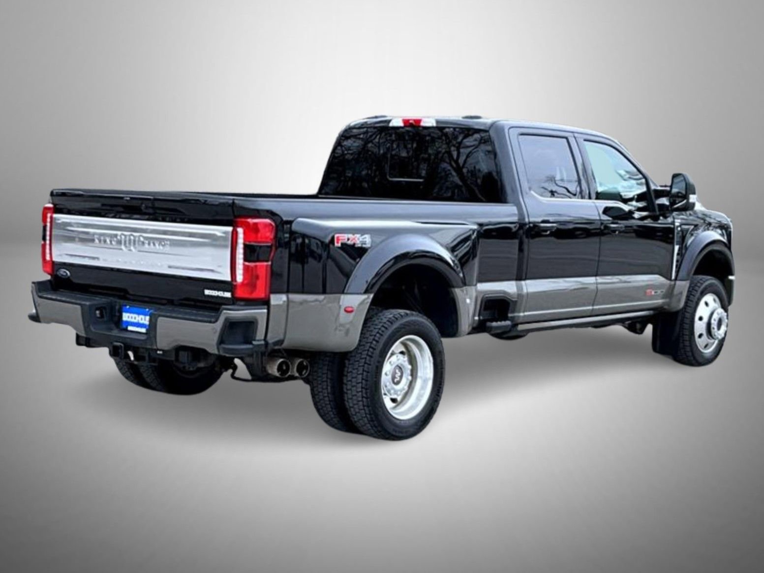 Used 2026 Ford F450 King Ranch w/ FX4 Off-Road Package image 5