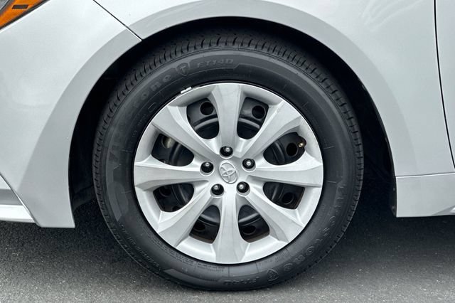 Certified 2024 Toyota Corolla LE FWD image 29