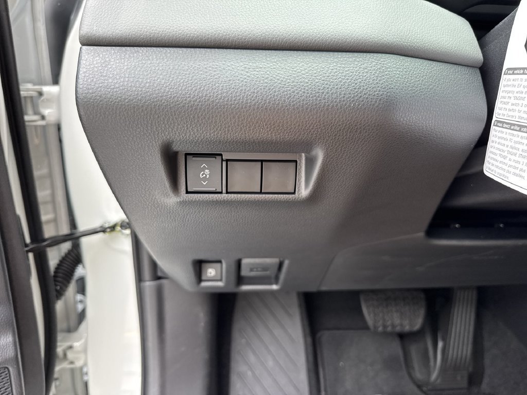 Used 2026 Toyota RAV4 LE FWD image 55