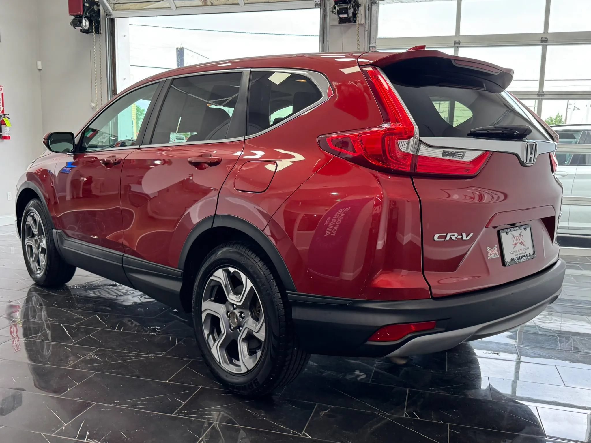 Used 2019 Honda CR-V EX image 4