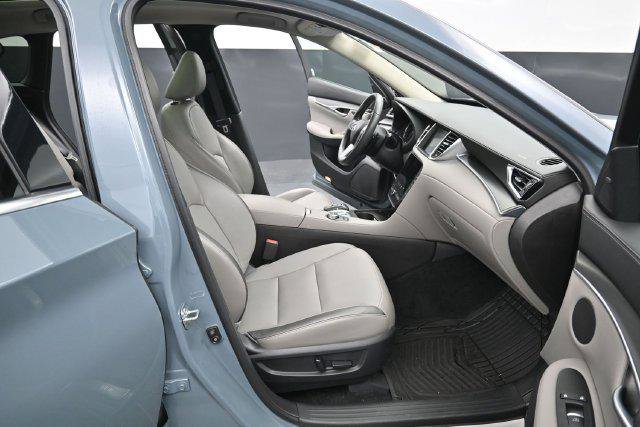 Used 2024 INFINITI QX50 Luxe AWD/4WD image 34
