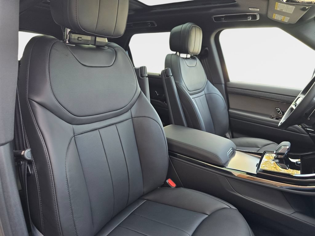 New 2026 Land Rover Range Rover Sport Dynamic SE AWD/4WD image 10