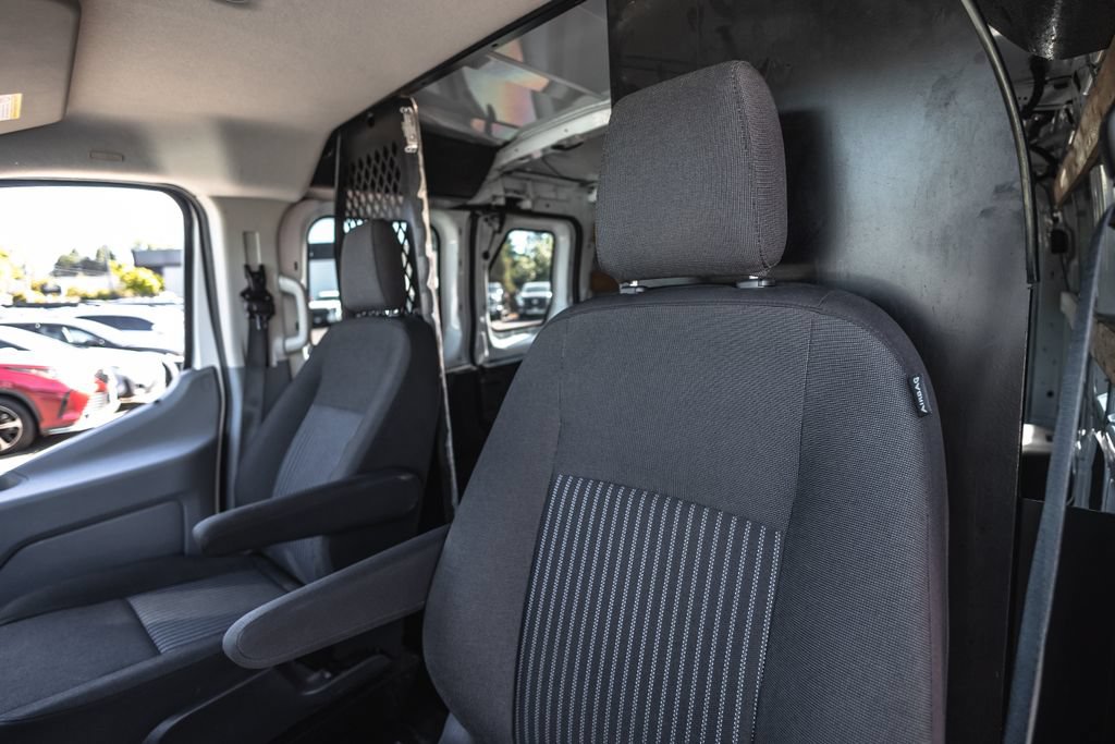 Used 2017 Ford Transit 250 130 Low Roof w/ Exterior Upgrade Package RWD image 15