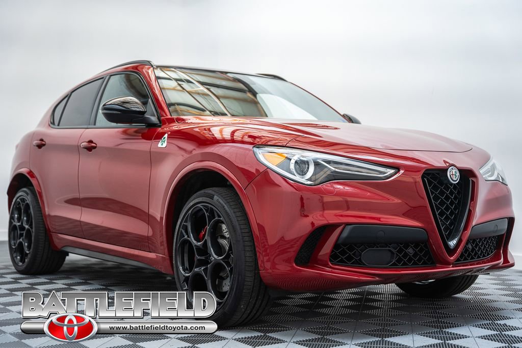 Used 2023 Alfa Romeo Stelvio Quadrifoglio w/ Active Assist Plus Package AWD/4WD image 1