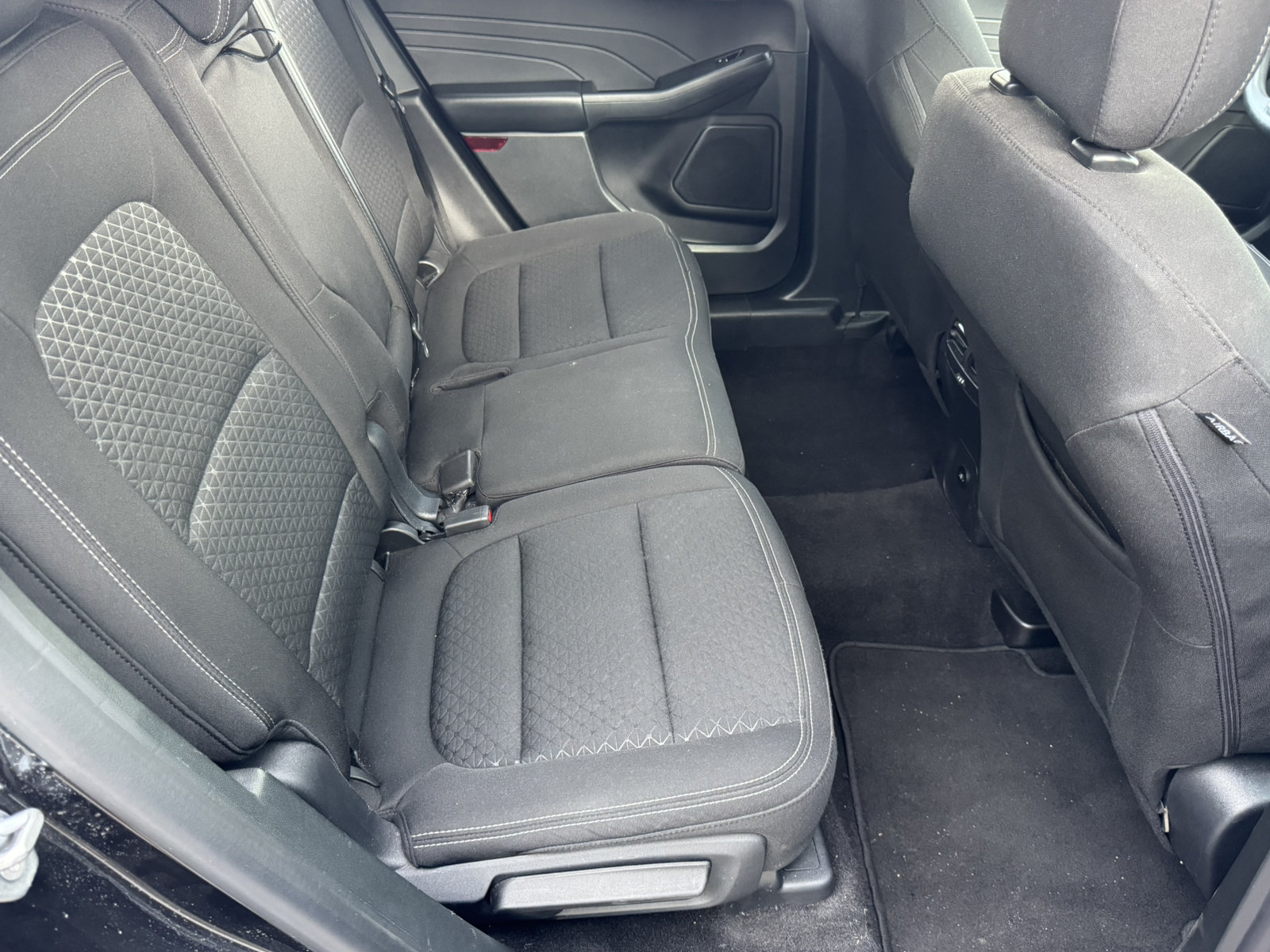Used 2025 Ford Escape Active AWD/4WD image 16