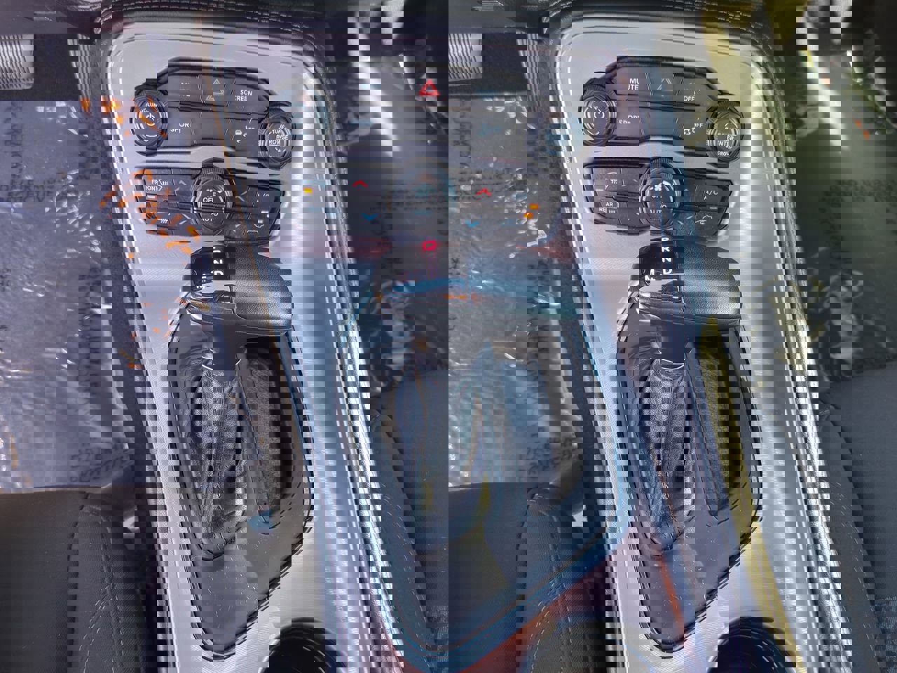 Used 2023 Dodge Challenger SXT w/ Blacktop Package image 18