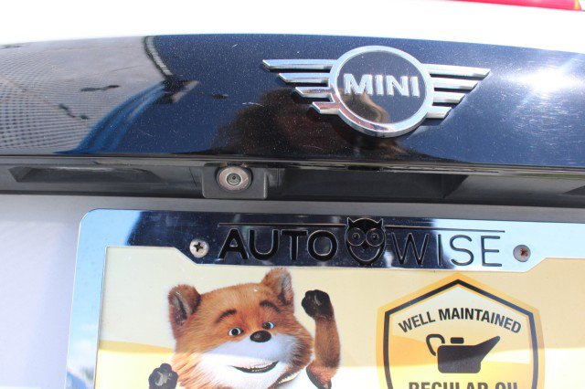 Used 2019 MINI Cooper S w/ Premium Package image 16