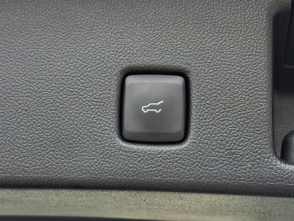 Certified 2022 Ford Escape SEL w/ Technology Package image 30
