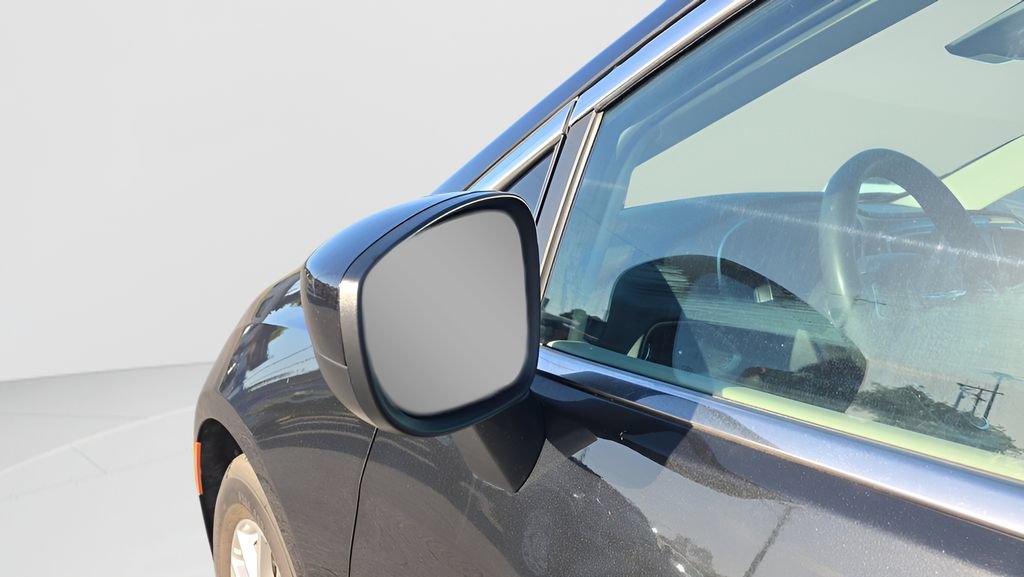 Used 2023 Chrysler Voyager LX FWD image 29