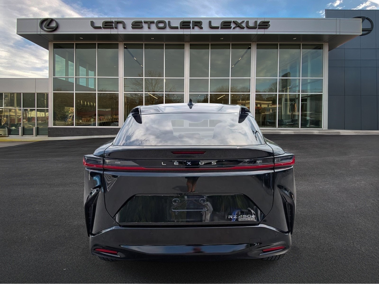 Certified 2026 Lexus RZ 450e AWD w/ Technology Package image 4