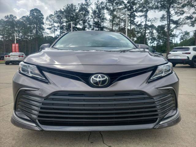 Certified 2023 Toyota Camry LE image 4