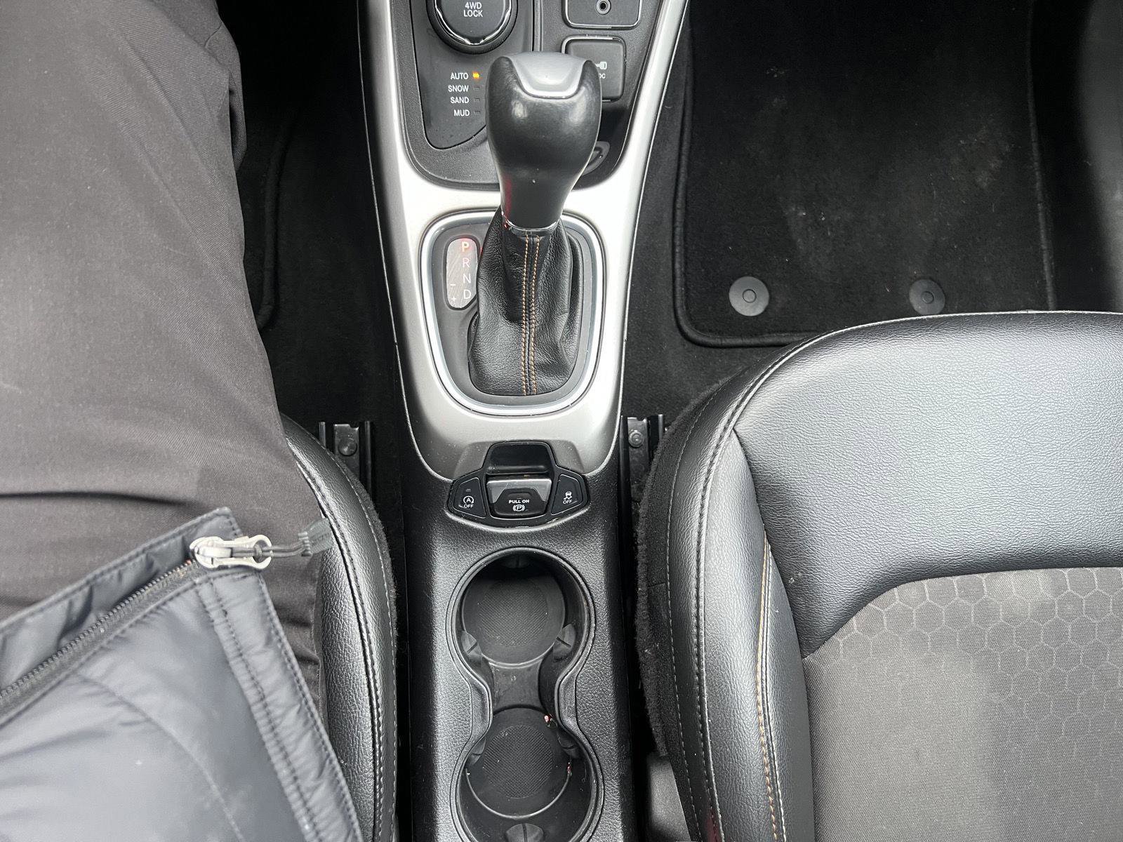 Used 2020 Jeep Compass Latitude image 23