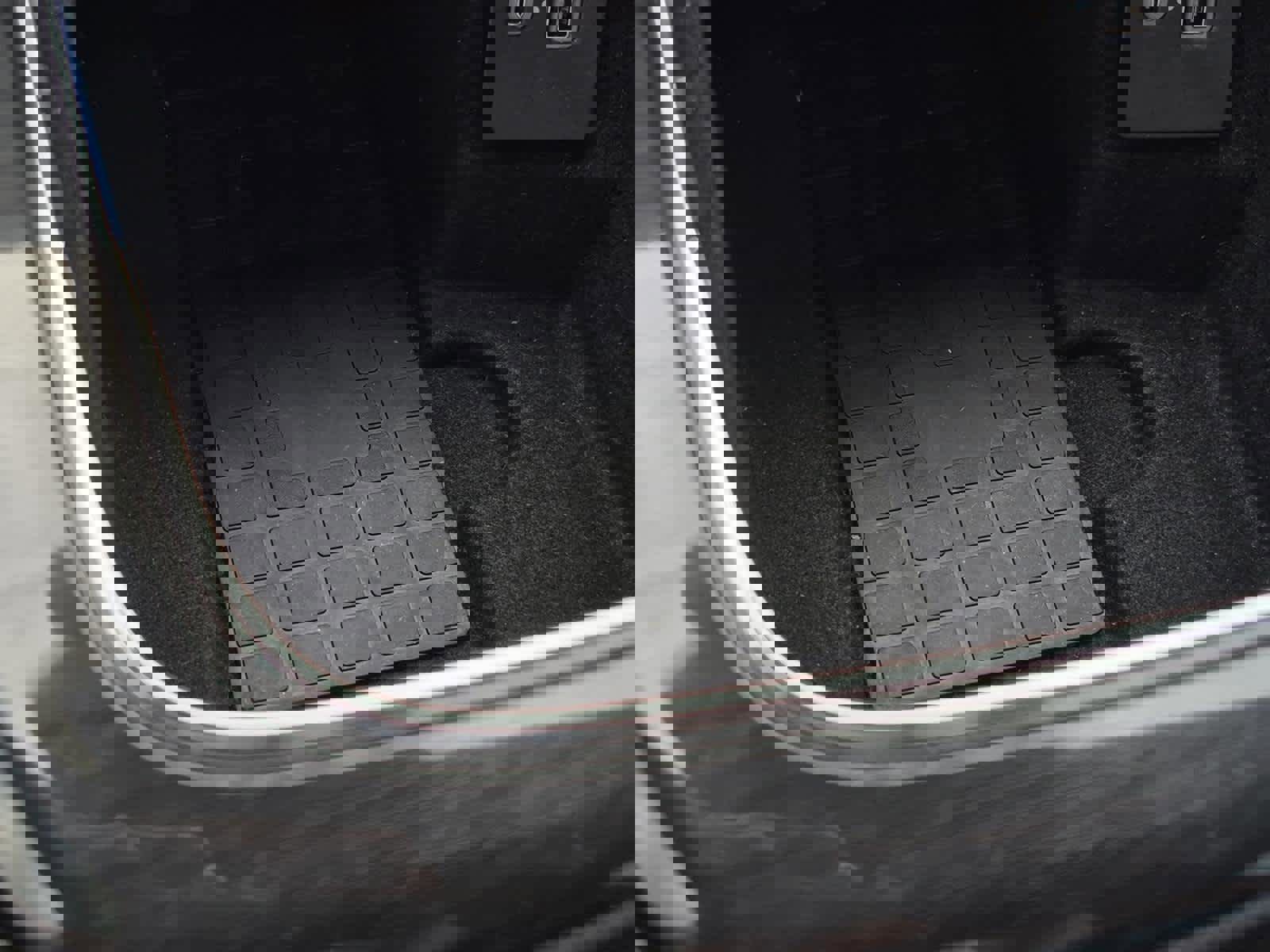 Used 2023 Lincoln Nautilus Reserve w/ Equipment Group 201A image 31