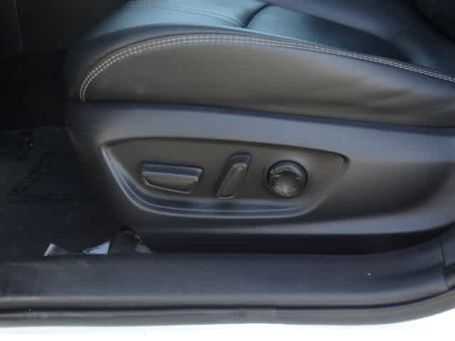 Used 2021 Toyota Corolla XLE image 17