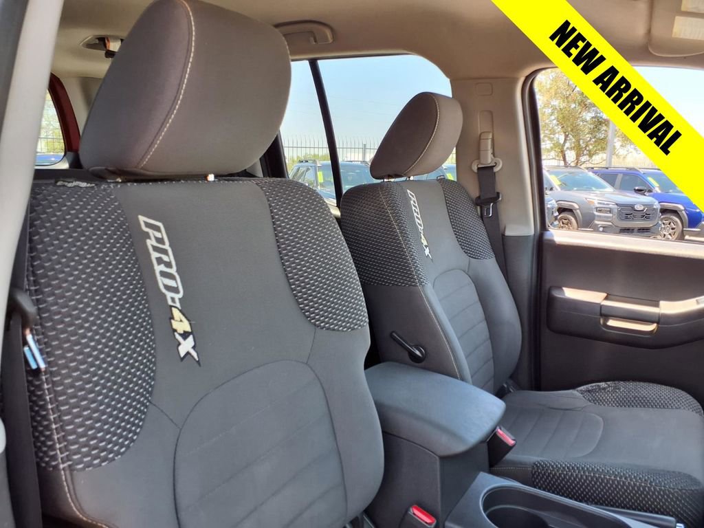 Used 2013 Nissan Xterra PRO-4X AWD/4WD image 19