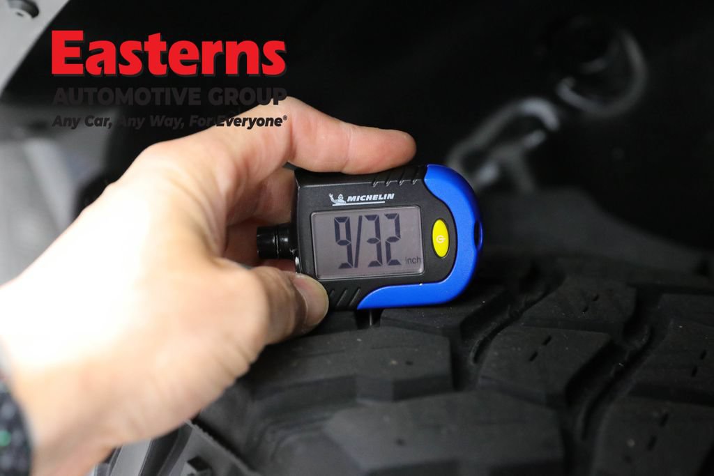 Used 2023 Jeep Wrangler Unlimited w/ Cold Weather Group AWD/4WD image 27