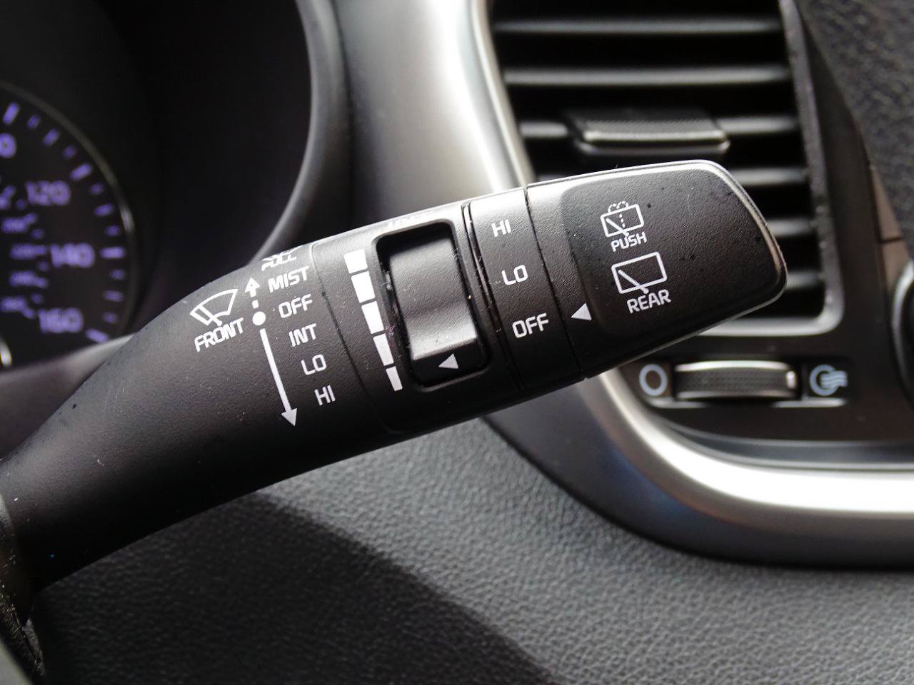 Used 2020 Kia Sorento LX FWD image 23