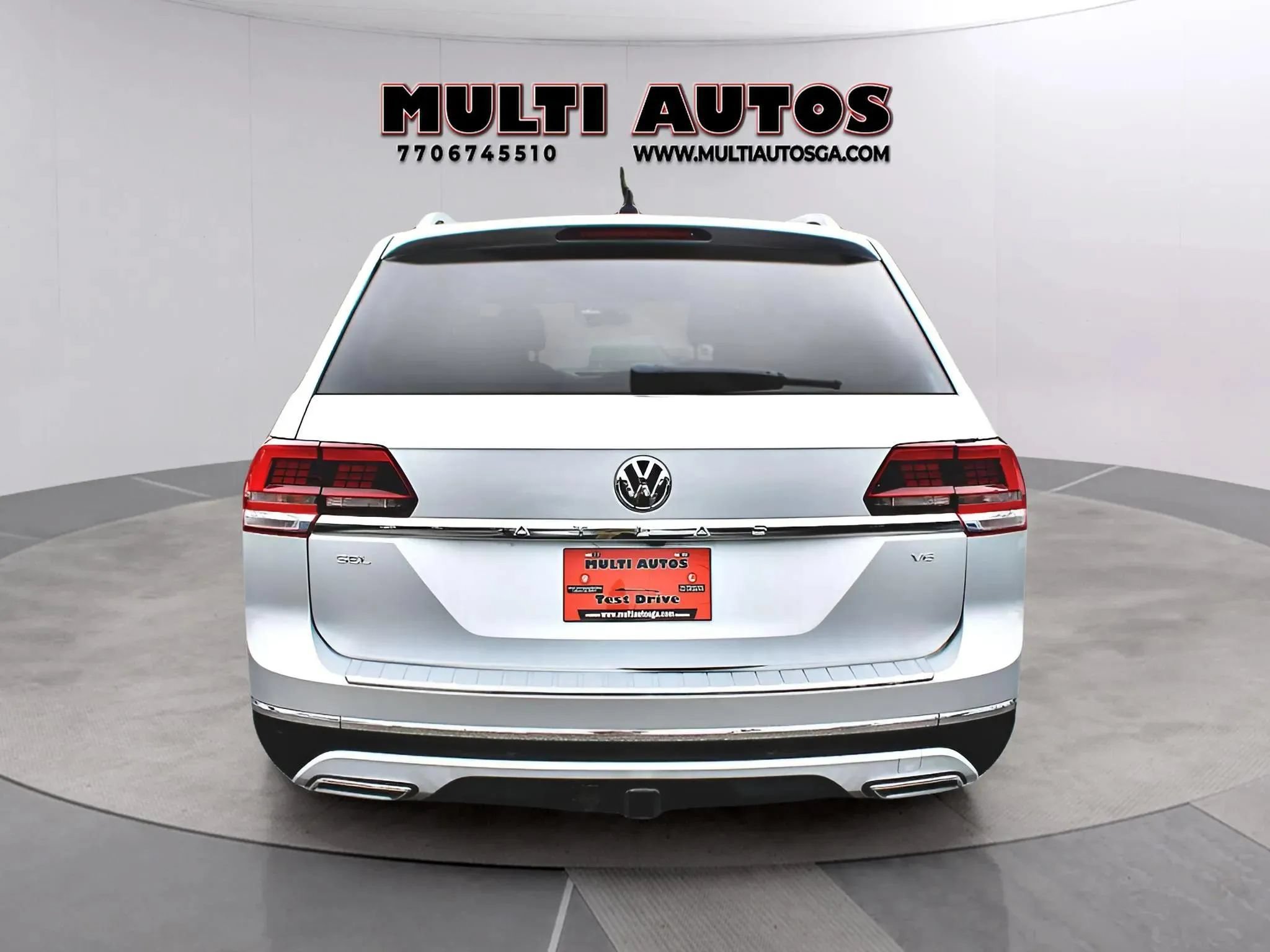 Used 2019 Volkswagen Atlas SEL FWD image 4