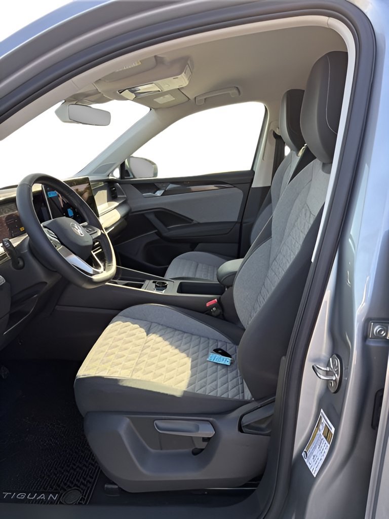 New 2026 Volkswagen Tiguan S AWD/4WD image 16