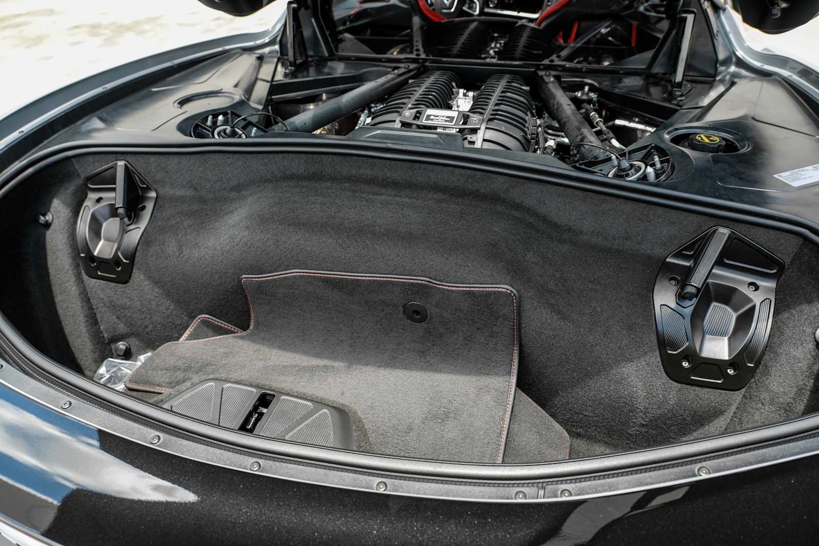Used 2025 Chevrolet Corvette Z06 RWD image 41