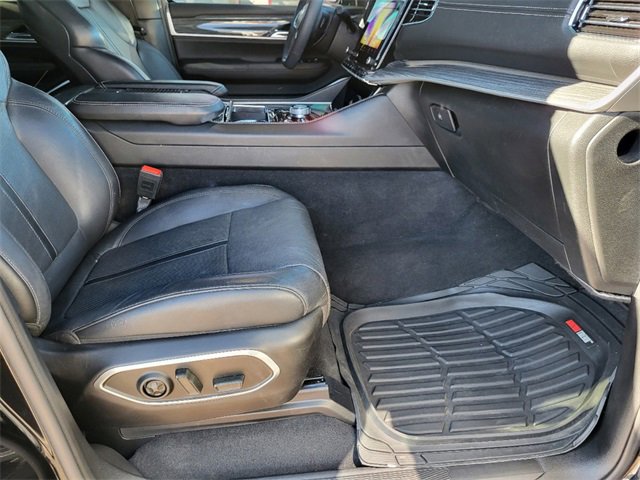 Used 2022 Jeep Wagoneer Series III image 16