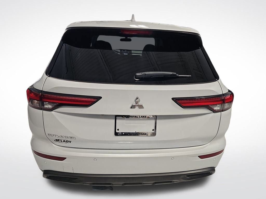 Used 2022 Mitsubishi Outlander ES image 24