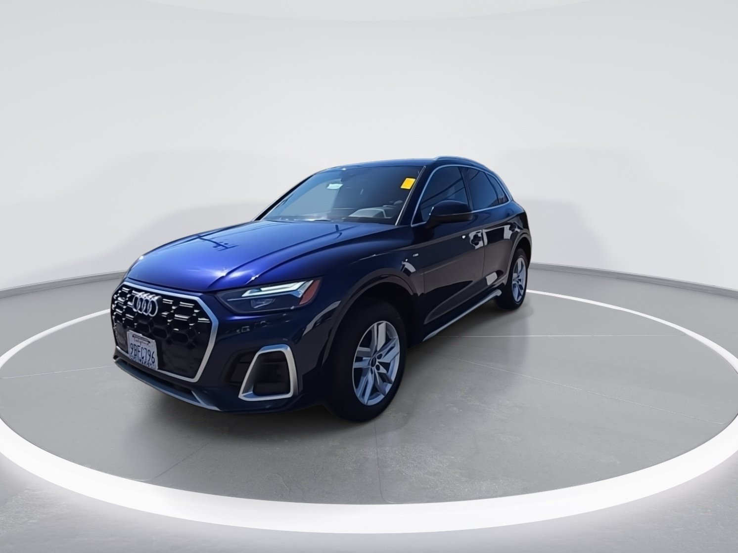Used 2022 Audi Q5 2.0T Premium w/ Convenience Package AWD/4WD image 4