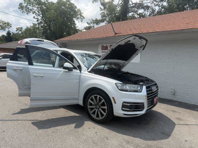 Used 2018 Audi Q7 3.0T Premium Plus w/ Premium Plus Package AWD/4WD image 9