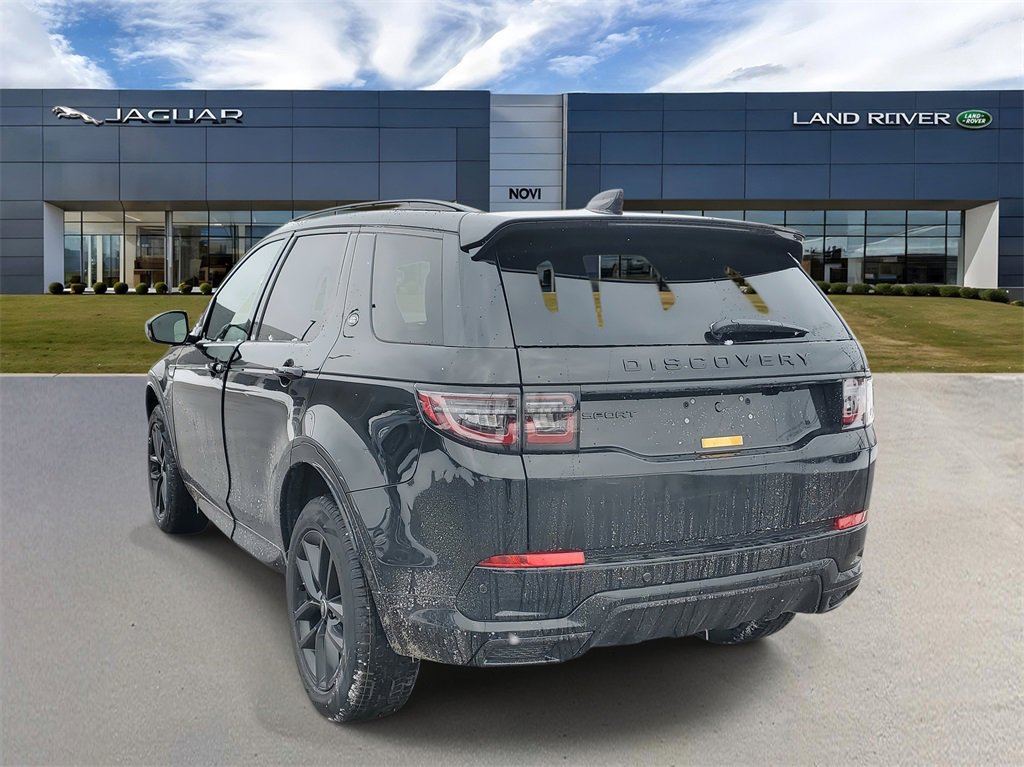 New 2026 Land Rover Discovery Sport Landmark image 2