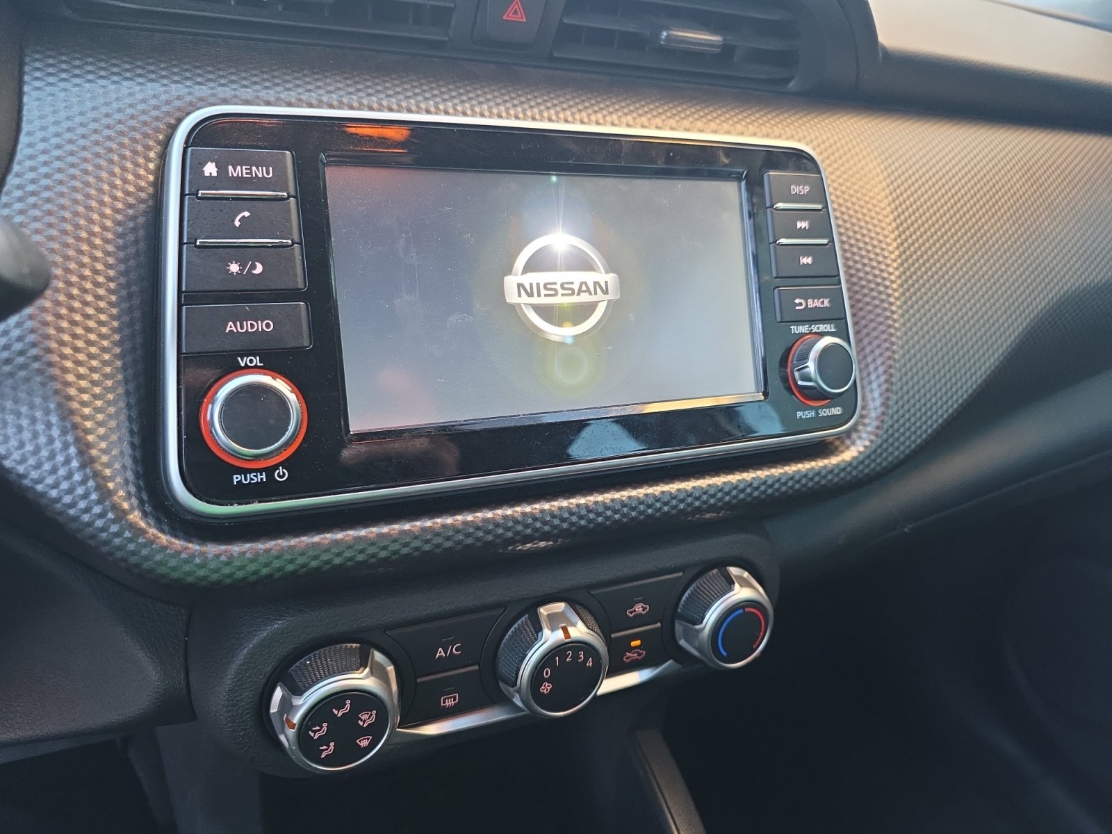 Used 2020 Nissan Kicks S image 18