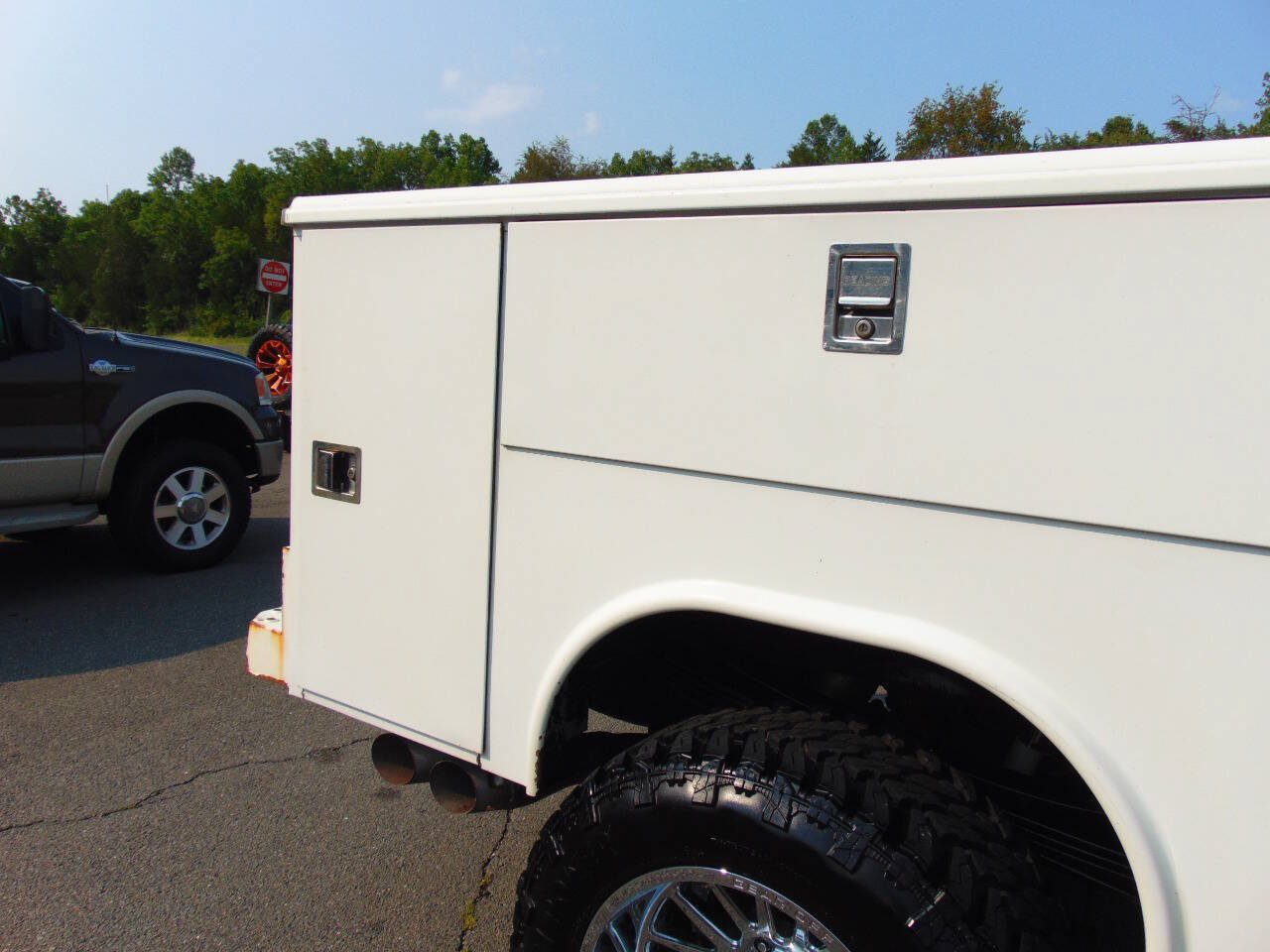 Used 2017 Ford F350 XL w/ Power Equipment Group AWD/4WD image 43