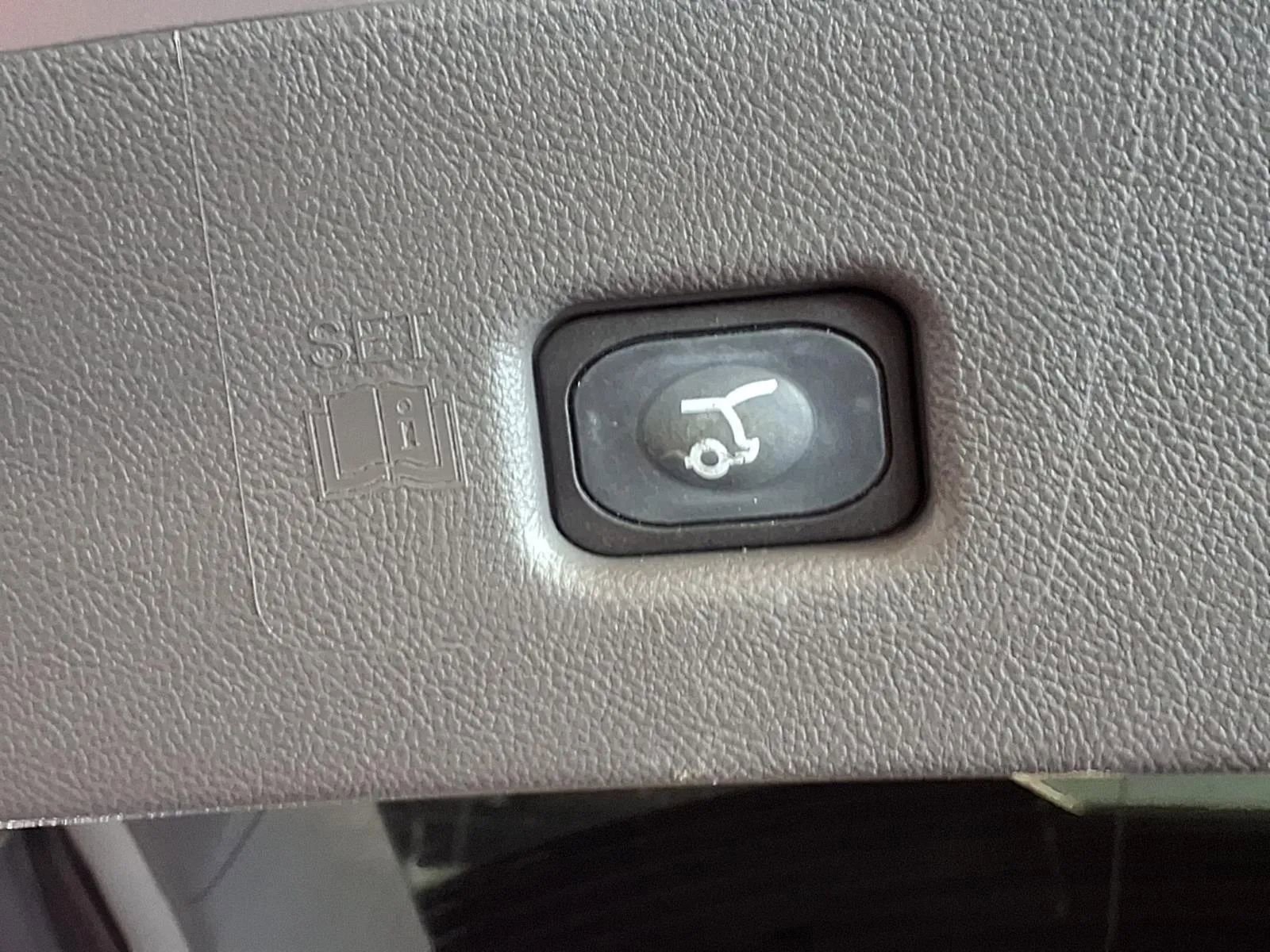 Used 2019 Lincoln Nautilus Reserve image 7