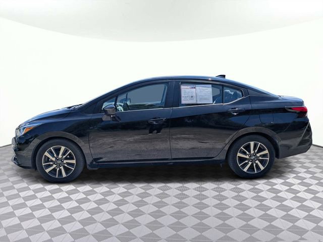 Used 2021 Nissan Versa SV FWD image 7