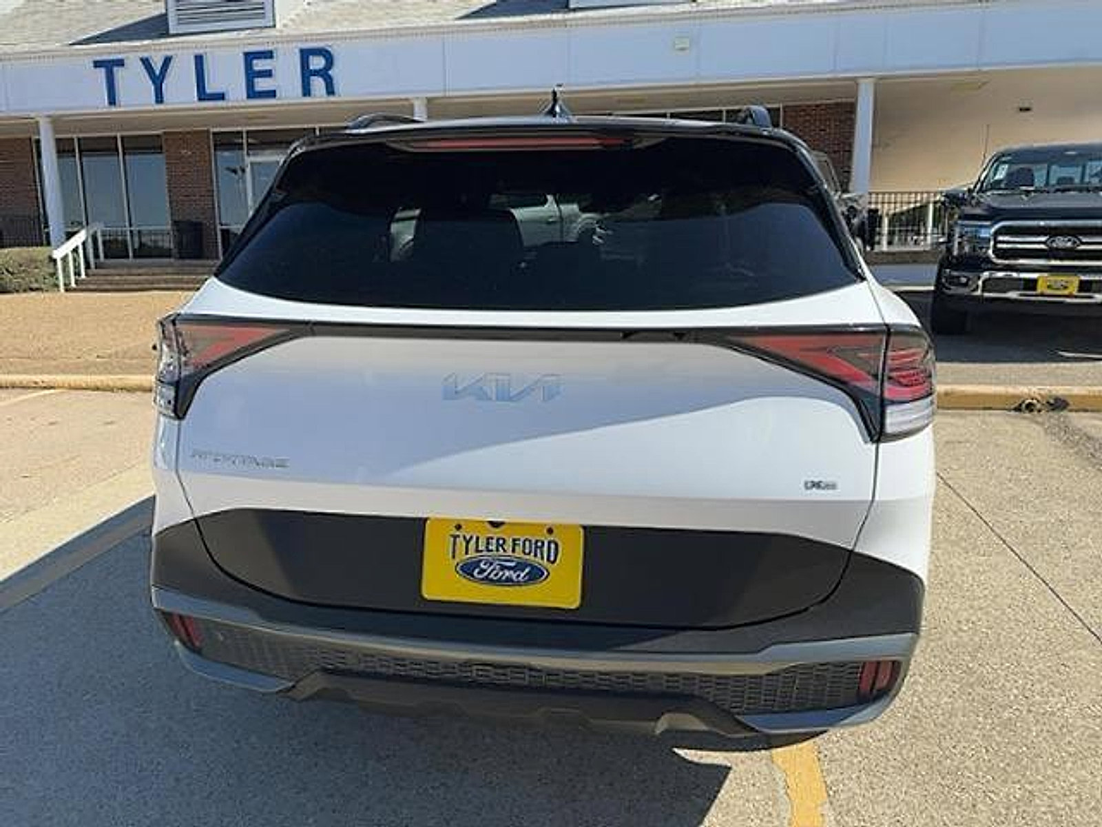 Used 2023 Kia Sportage X-Pro Prestige image 8