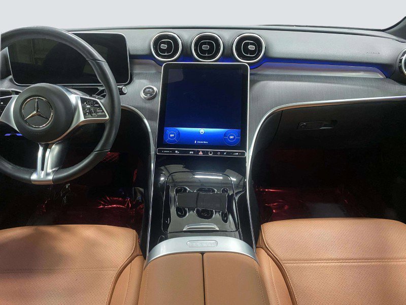 Used 2025 Mercedes-Benz C 300 4MATIC Sedan image 22