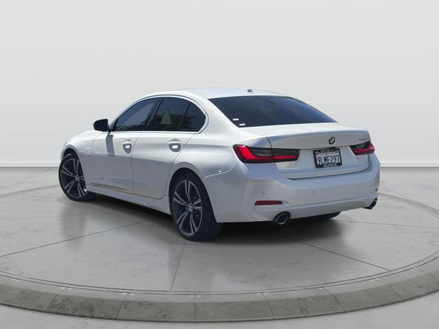 Used 2024 BMW 330i Sedan w/ Convenience Package RWD image 5