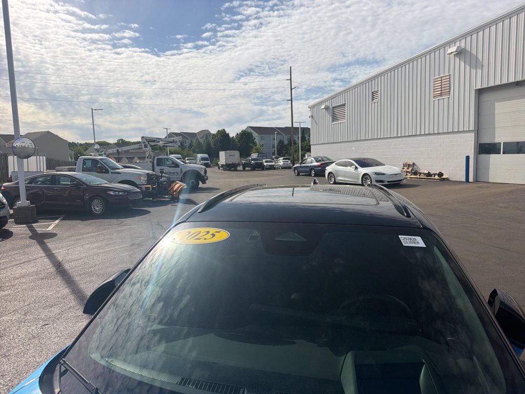 Used 2025 Chevrolet Blazer EV RS FWD image 13