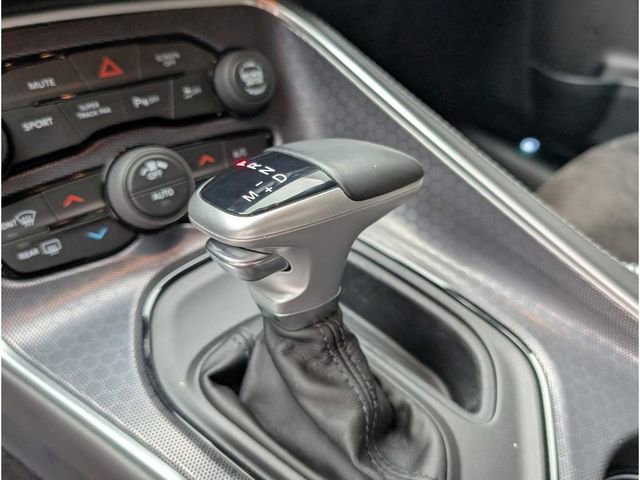 Used 2017 Dodge Challenger R/T Scat Pack w/ Leather Interior Group image 19