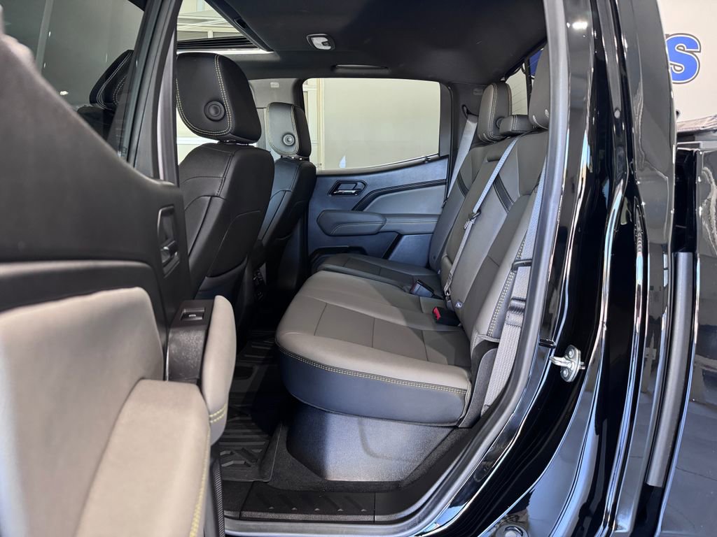 Certified 2025 Chevrolet Colorado ZR2 AWD/4WD image 10