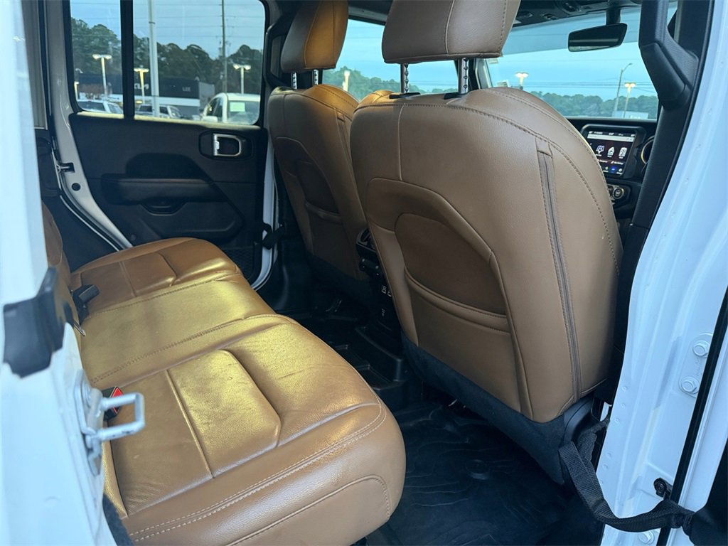 Used 2020 Jeep Wrangler Unlimited Sahara image 18