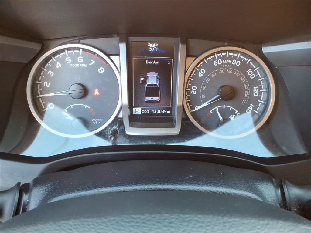 Used 2017 Toyota Tacoma SR5 w/ Tow Package AWD/4WD image 27