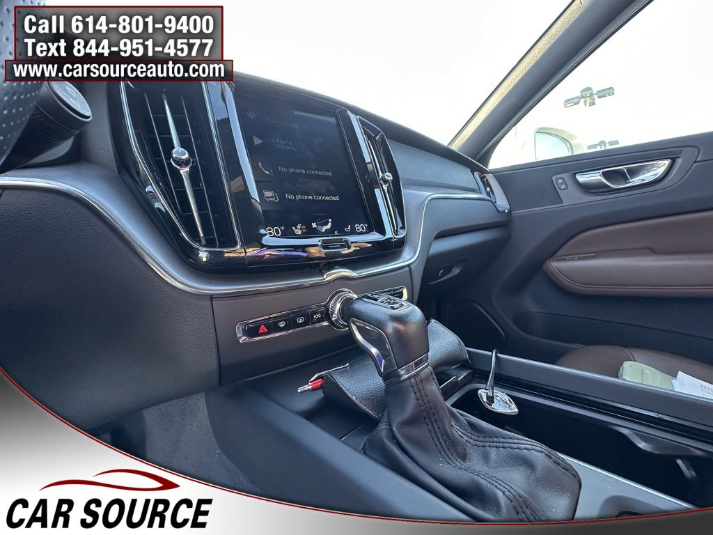 Used 2018 Volvo XC60 T6 Momentum w/ Advanced Package image 8