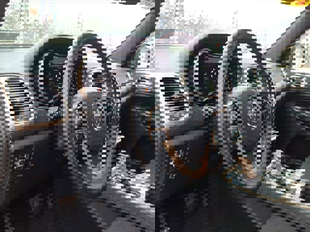 Used 2017 Jeep Grand Cherokee Laredo w/ Quick Order Package 23E image 12