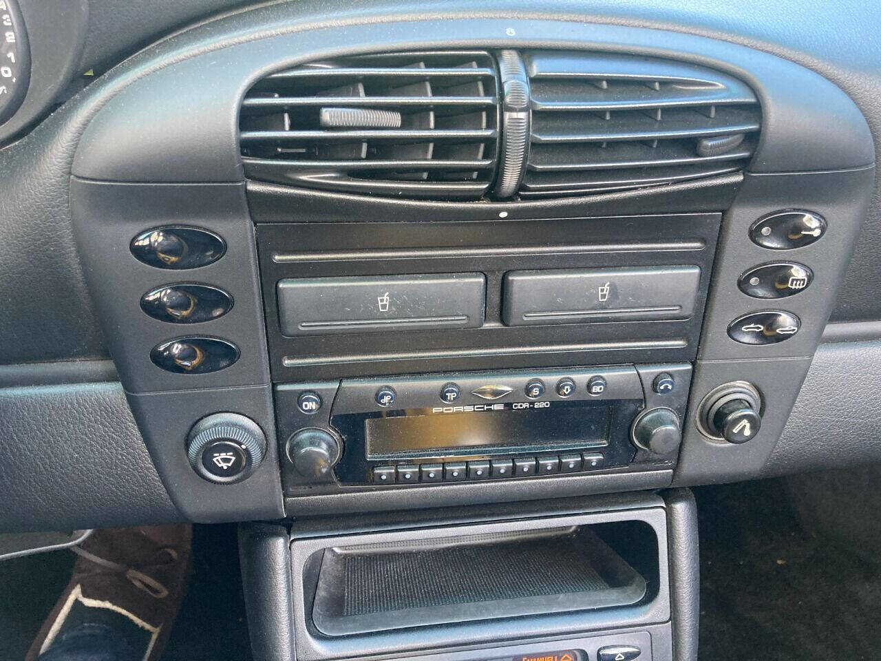 Used 2001 Porsche 911 Carrera 2dr Cabriolet image 17