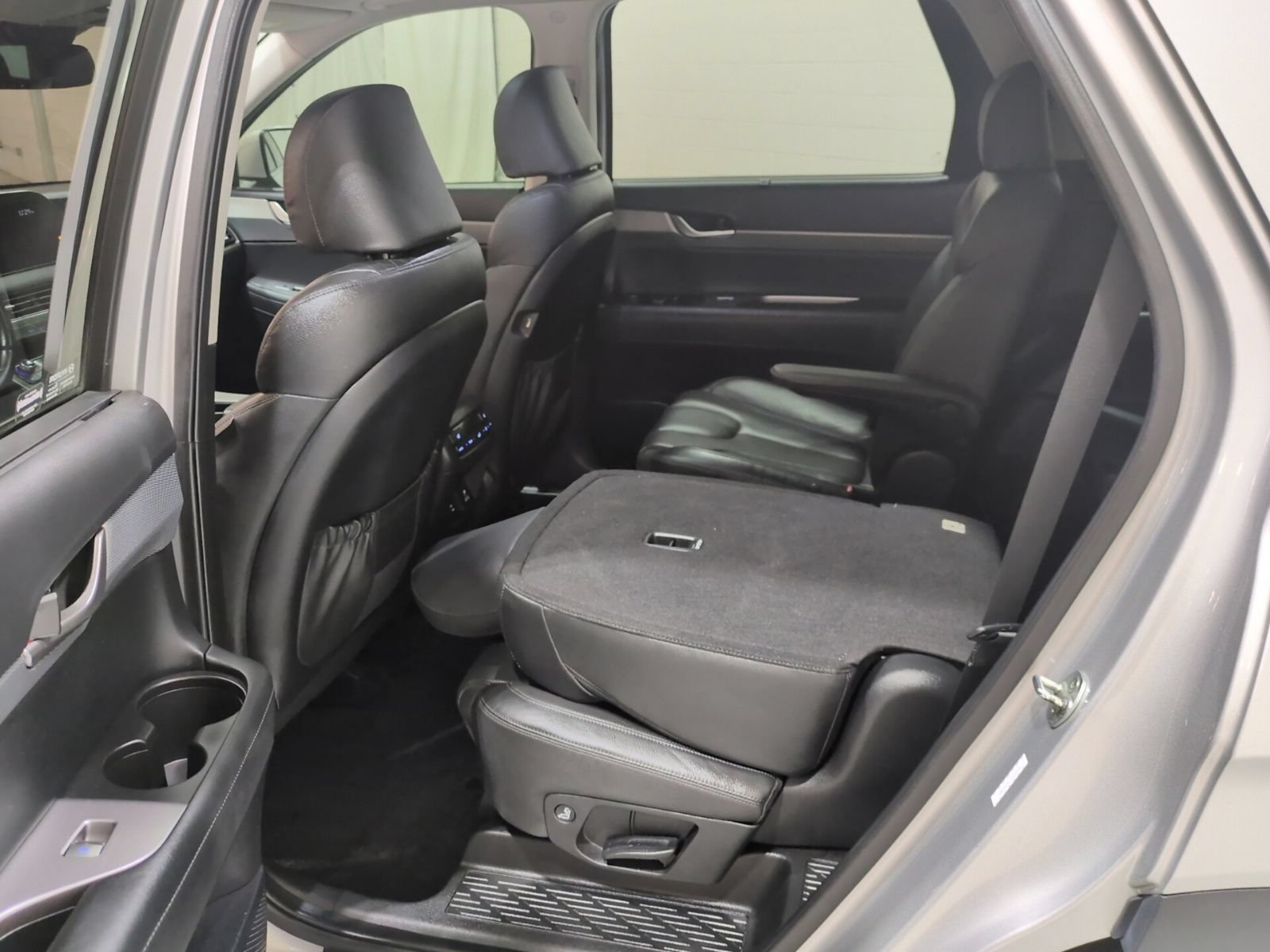 Used 2021 Hyundai Palisade SEL w/ Premium Package AWD/4WD image 15