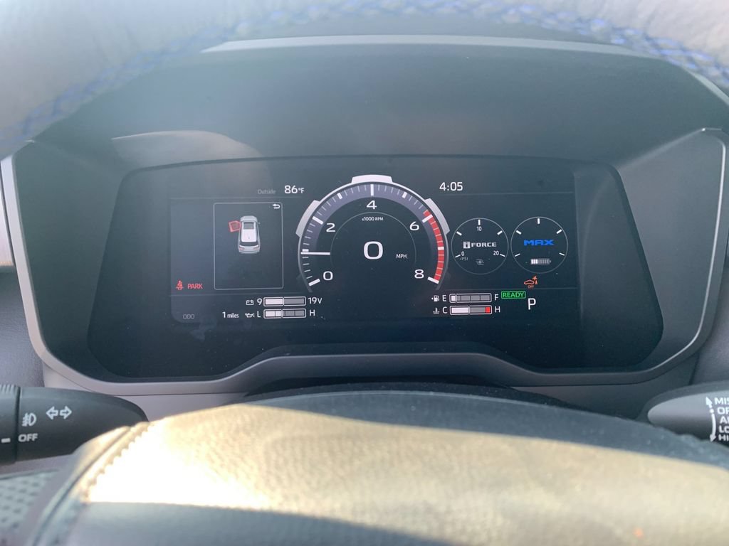 New 2026 Toyota Sequoia Platinum AWD/4WD image 28