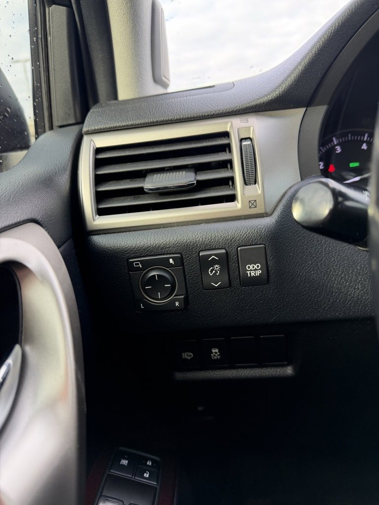 Used 2018 Lexus GX 460 image 18