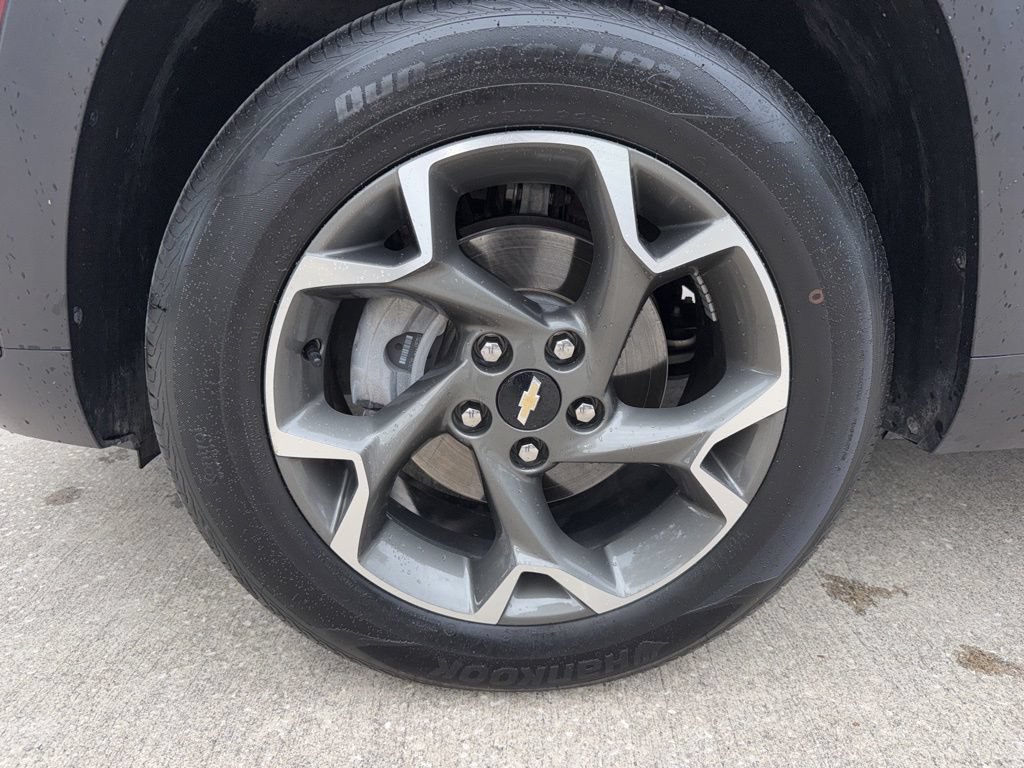 Used 2024 Chevrolet Trax LT w/ LT Convenience Package FWD image 43
