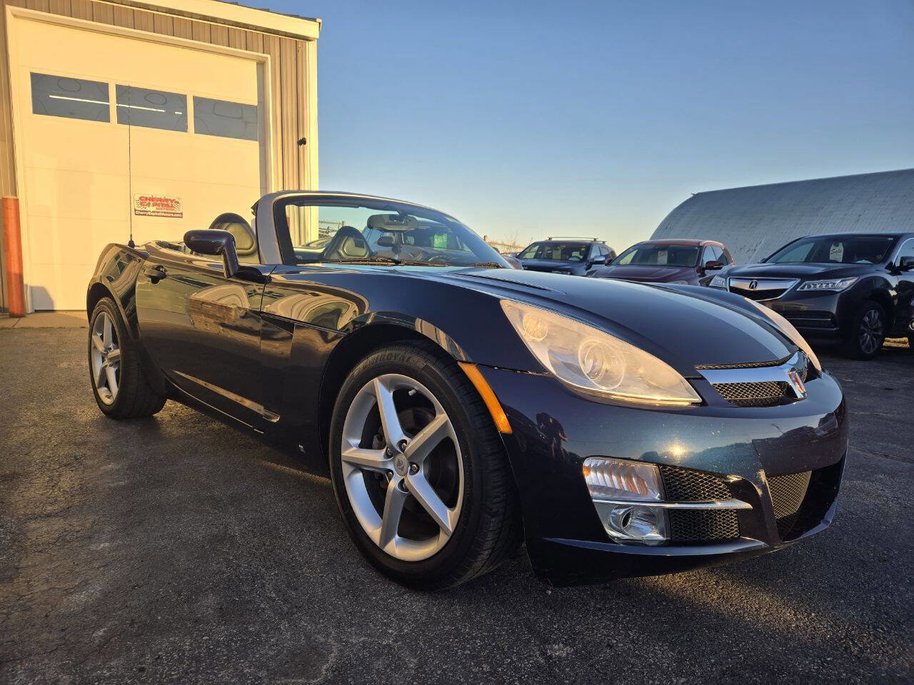 Used 2008 Saturn Sky w/ Premium Trim Package RWD image 2