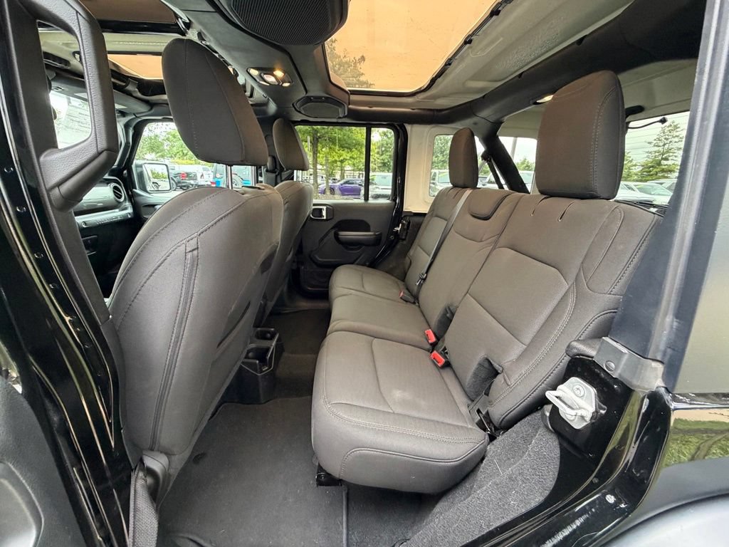 Used 2019 Jeep Wrangler Unlimited Sport AWD/4WD image 18